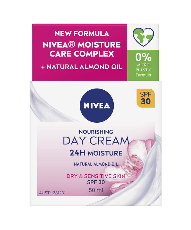 NIVEA Daily Essentials Nourishing Face Moisturiser SPF30 50ml