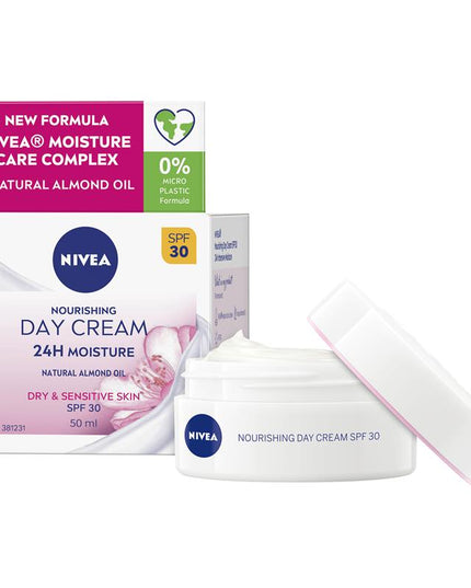 NIVEA Daily Essentials Nourishing Face Moisturiser SPF30 50ml