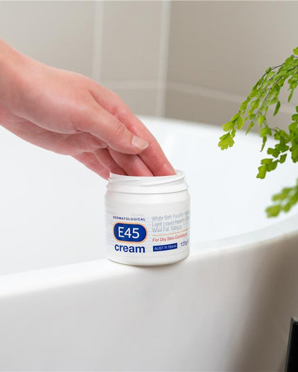 E45 Moisturising Cream for Dry Skin and Eczema 125g