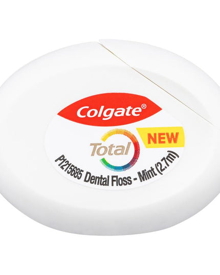 Colgate Travel Essentials Toothbrush, Toothpaste, Mouthwash, Floss & travel bag Pack