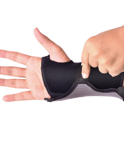 Futuro Comfort Stabilising Wrist Brace